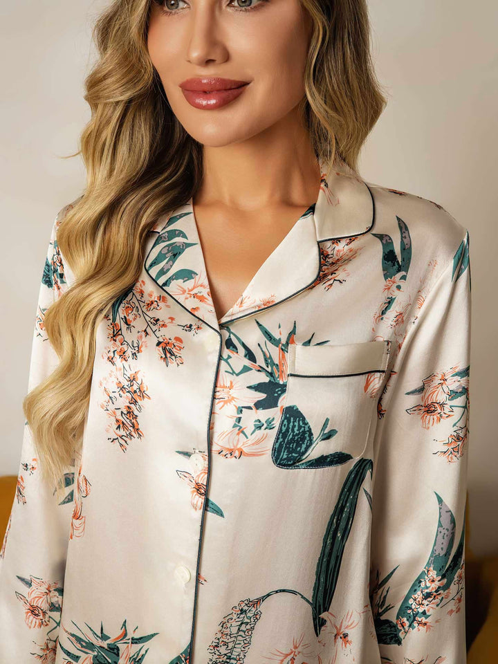 Ontspannen pyjamasset met lange mouwen en botanische print van zuivere moerbeizijde - 16 momme